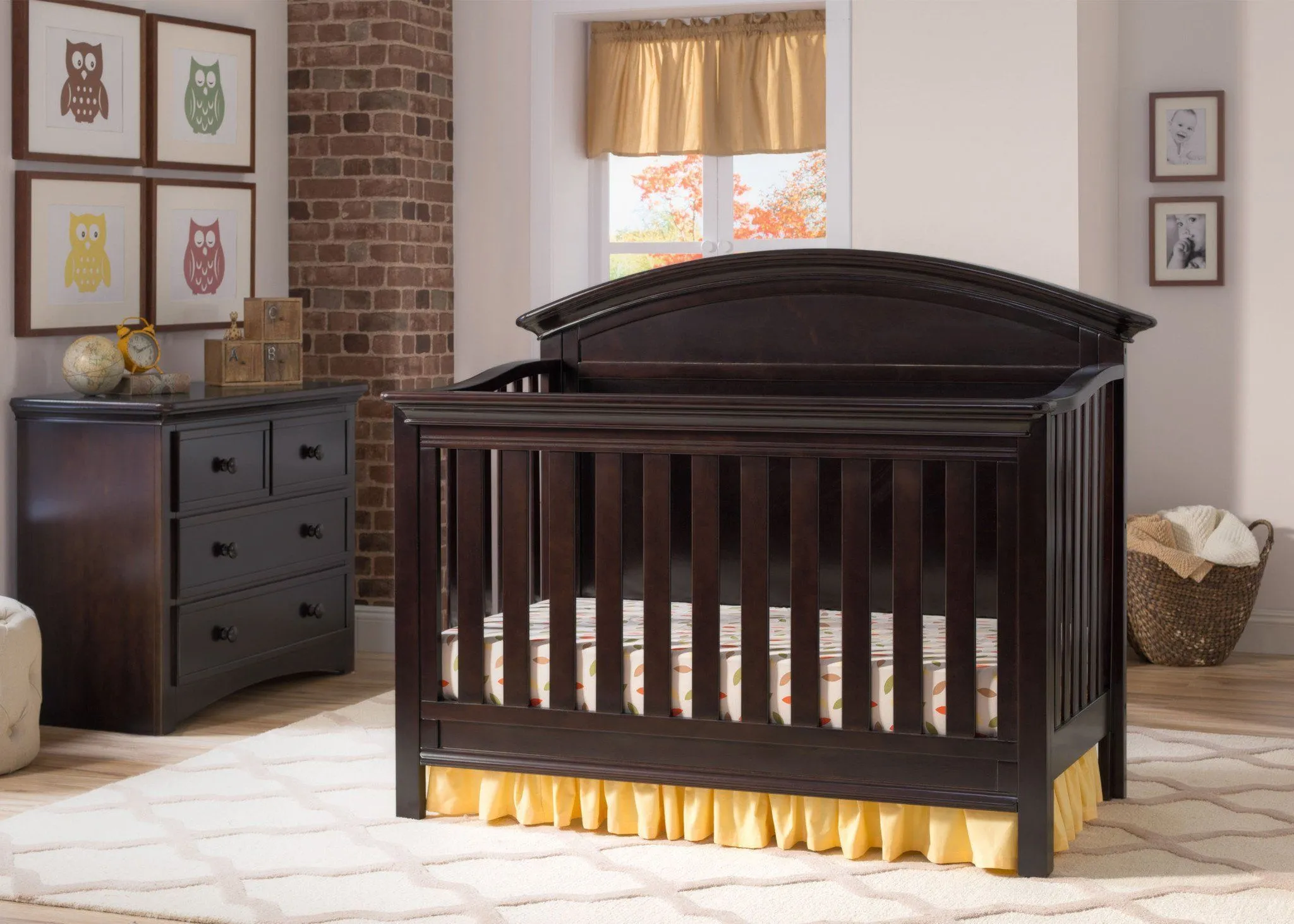 Adelaide 4-in-1 Crib