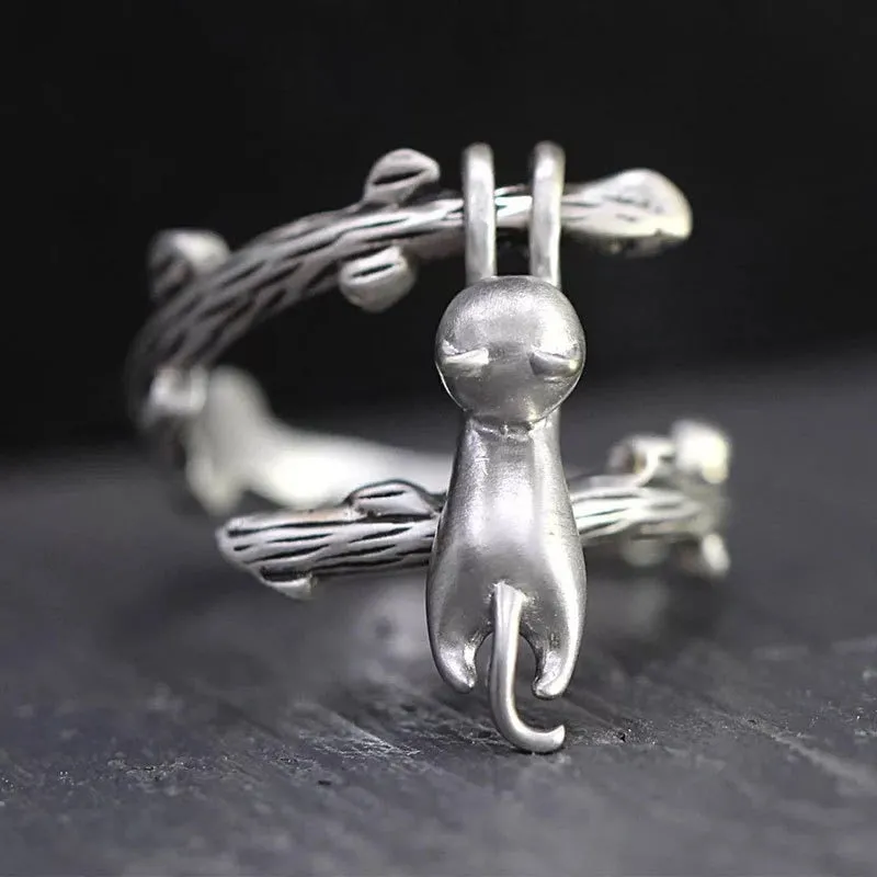 Adorable Hanging Cat Ring