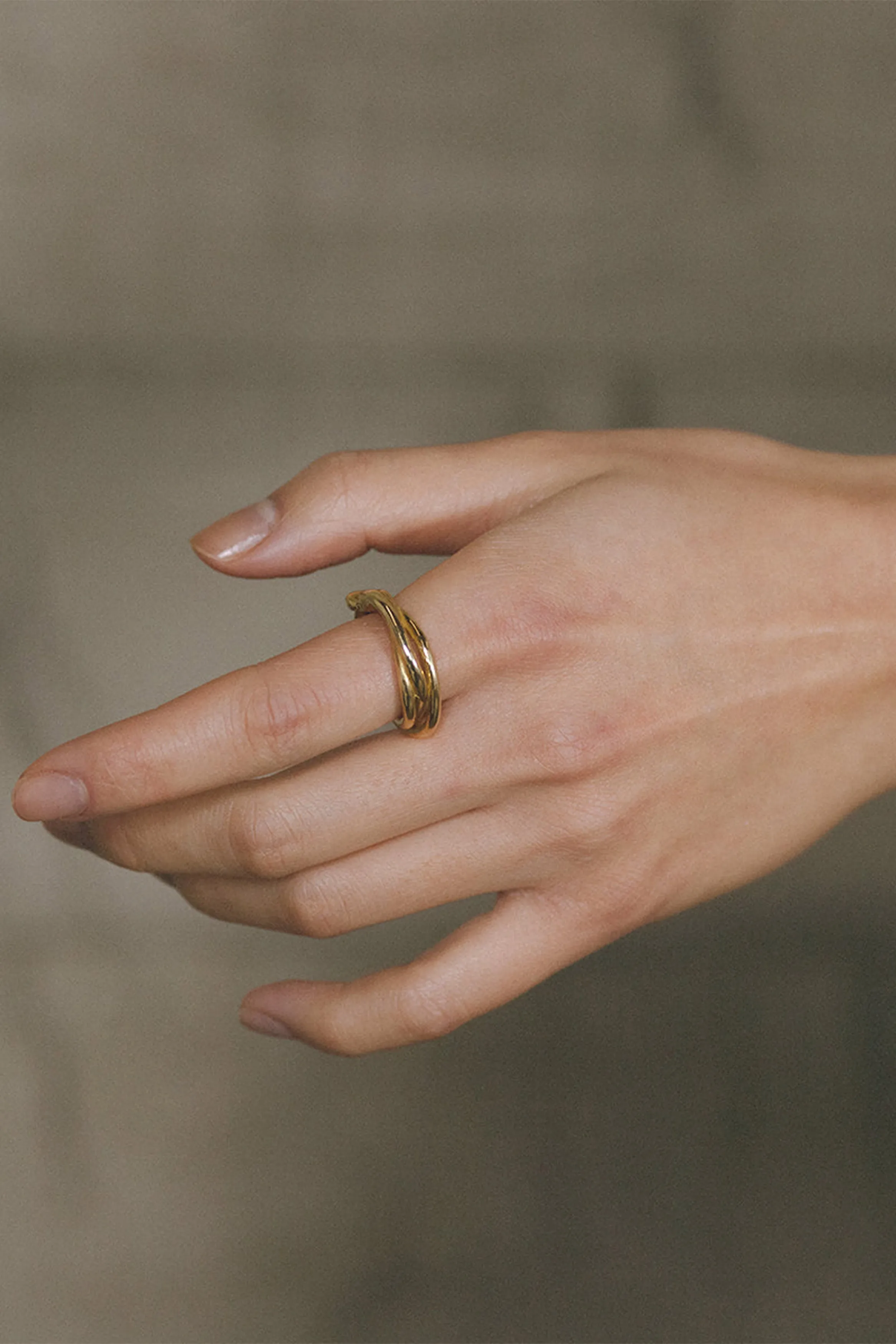 Faris Tangle Ring