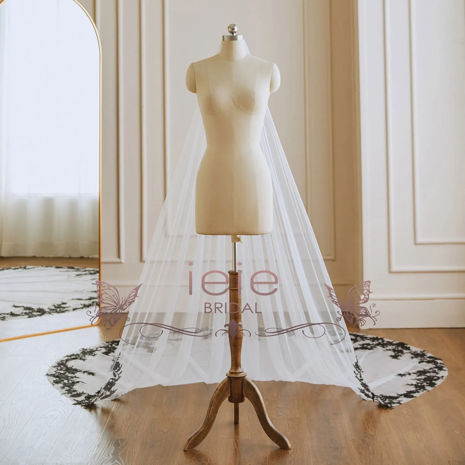 Long White Wedding Veil with Black Lace | VG3044