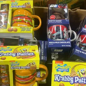 Mugs Mix includes Krabby Patties Mug & Gummy Candies/Star Wars Mug & Milk Chocolate   Darth Vader Milk Chocolate (15 Pcs Lot)