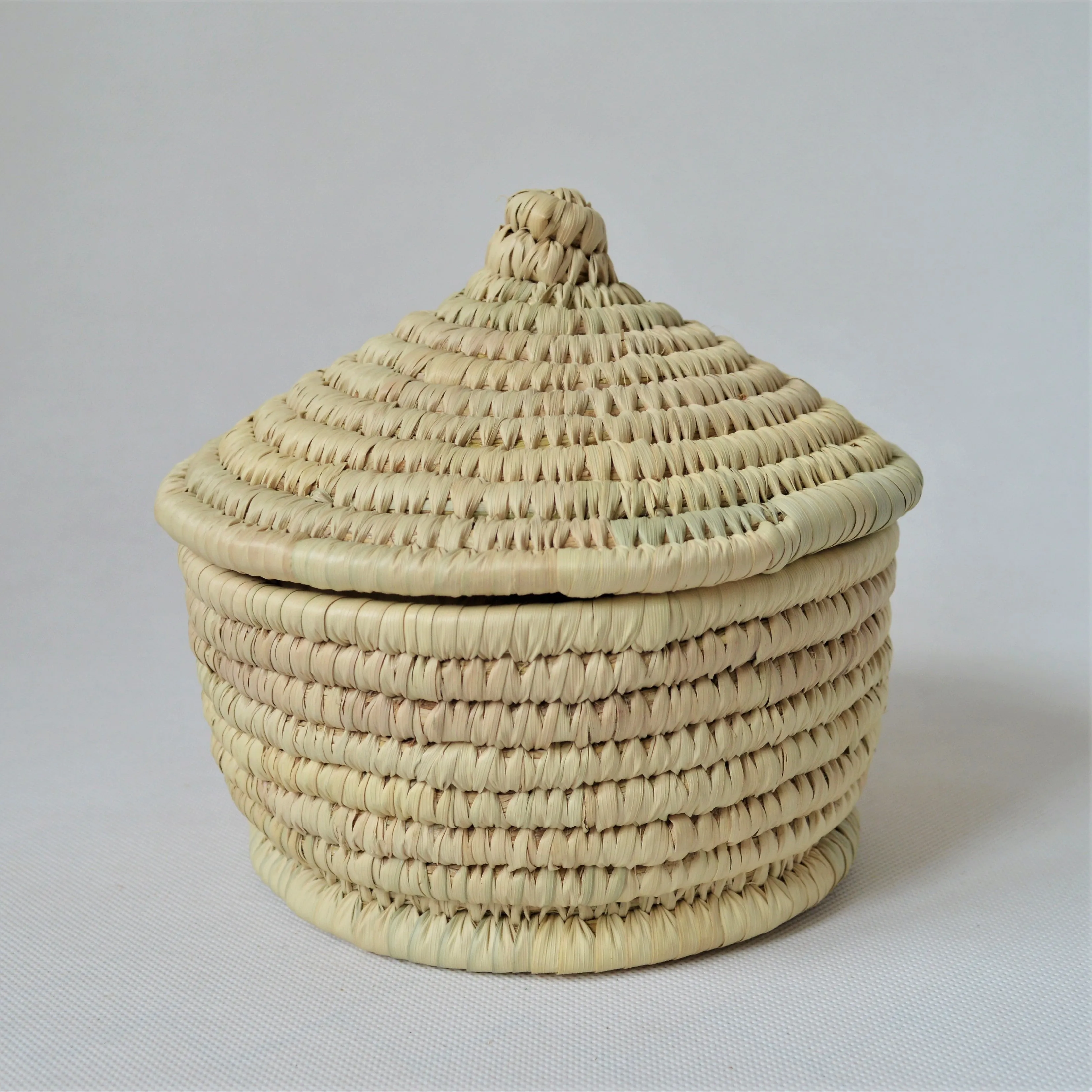 Woven straw basket with a lid, Egyptian palm basket